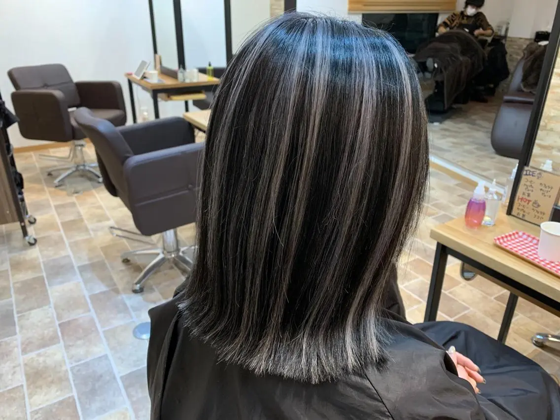 ミディアム カラー ヘアカラー&縮毛矯正 STAR☆RIVERのヘアスタイル