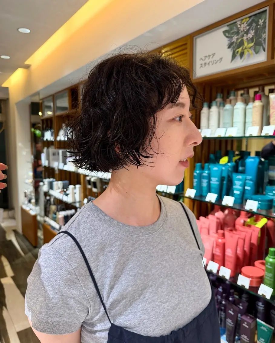 ショート パーマ カット パーマ 岸 奈々香のヘアスタイル