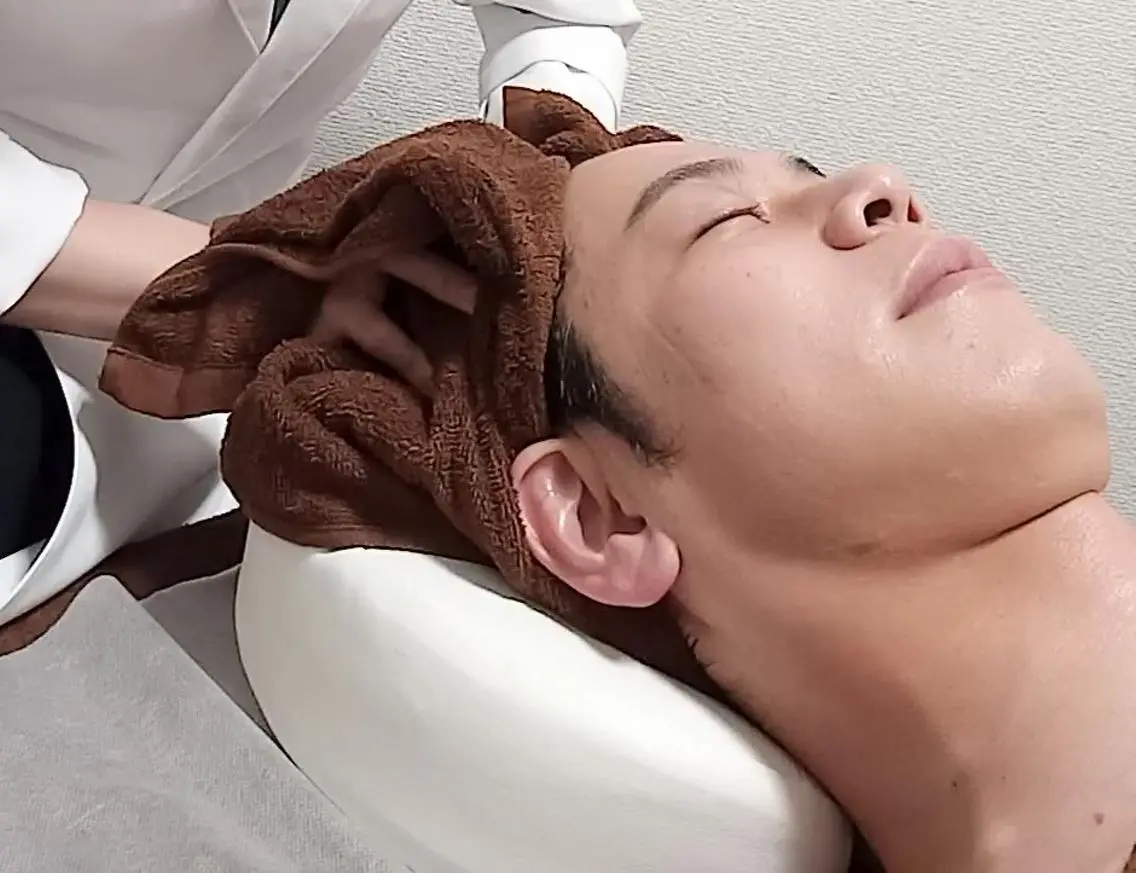 【疲労回復、睡眠不足に】快眠☆ドライヘッドスパ 20分 2,980円 メンズ・レディースOKの写真