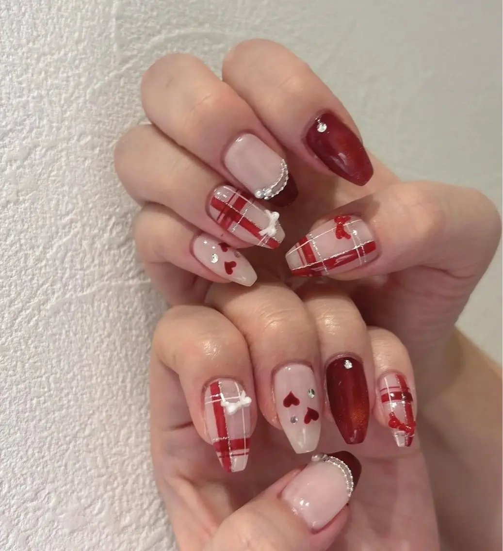 ネイル ハンドネイル Luna Nailsのネイルデザイン