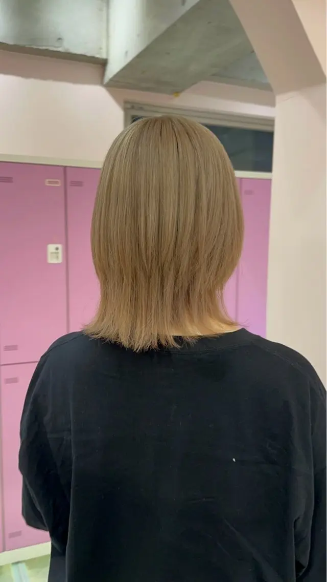 ショート ヘアカラー トリートメント モテ艶🪄ベージュ カラー🧸RUKAのヘアスタイル