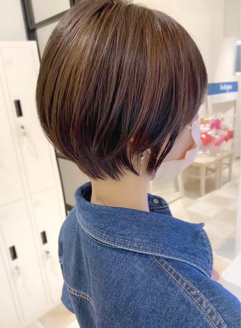 ショート カラー カット ヘアカラー トリートメント 💍新宿ショート 💍岩田莉奈のヘアスタイル