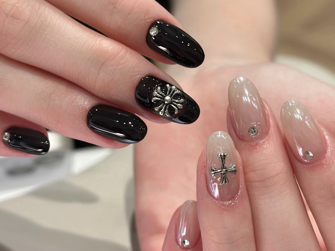 ネイル ブラウン フットネイル フレンチネイル グラデーション 氷ネイル・うるうるネイル ハンドネイル Mixx Nail_ Studioのネイルデザイン