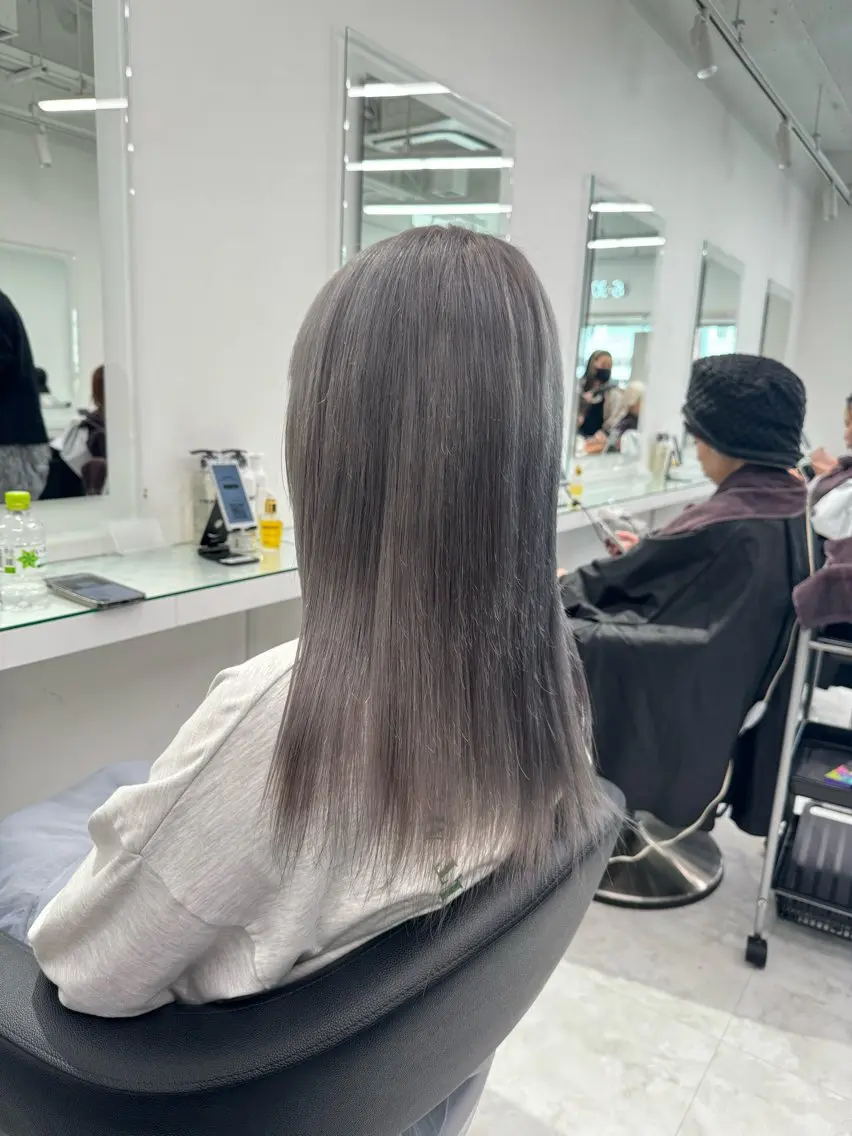 ロング カラー ヘアアレンジ ヘアカラー トリートメント ヘッドスパ ヘアセット ウルフカット×ハイ トーン職人🤍ゆうひのヘアスタイル