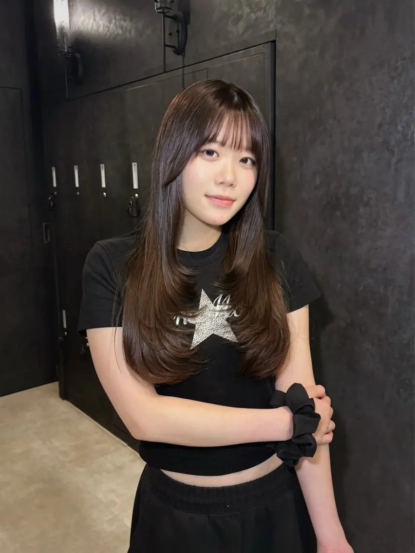 ロング カラー アッシュ 透明感カラー ラベンダーカラー ラベンダーアッシュ レイヤーカット カット ヘアカラー トリートメント レイヤー/透明感 カラー/森口誠斗のヘアスタイル