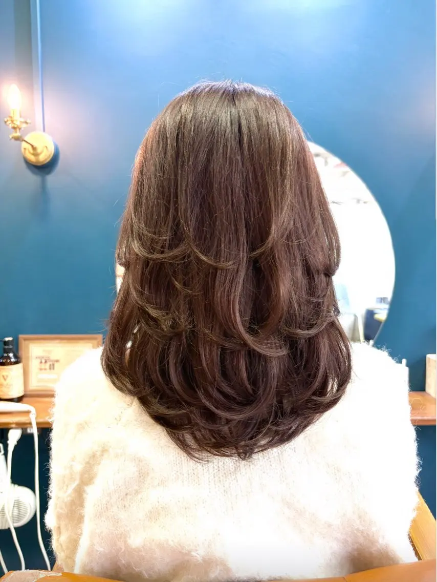 セミロング カラー ヘアアレンジ ブラウンカラー ピンクカラー ピンクブラウン レイヤーカット カット ヘアカラー トリートメント 山崎 澪 レイヤーカット/大宮のヘアスタイル