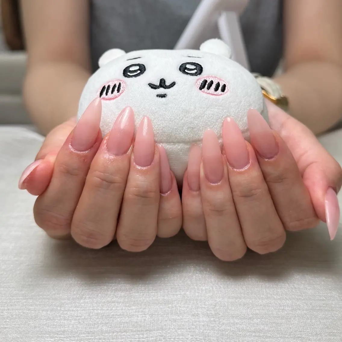 ネイル フレンチネイル ジェルネイル 韓国ネイル マグネットネイル 持ち込み ハンドネイル Royal Nailのネイルデザイン