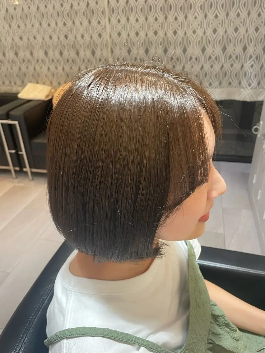 カラー ヘアカラー 江田 彩那のヘアスタイル