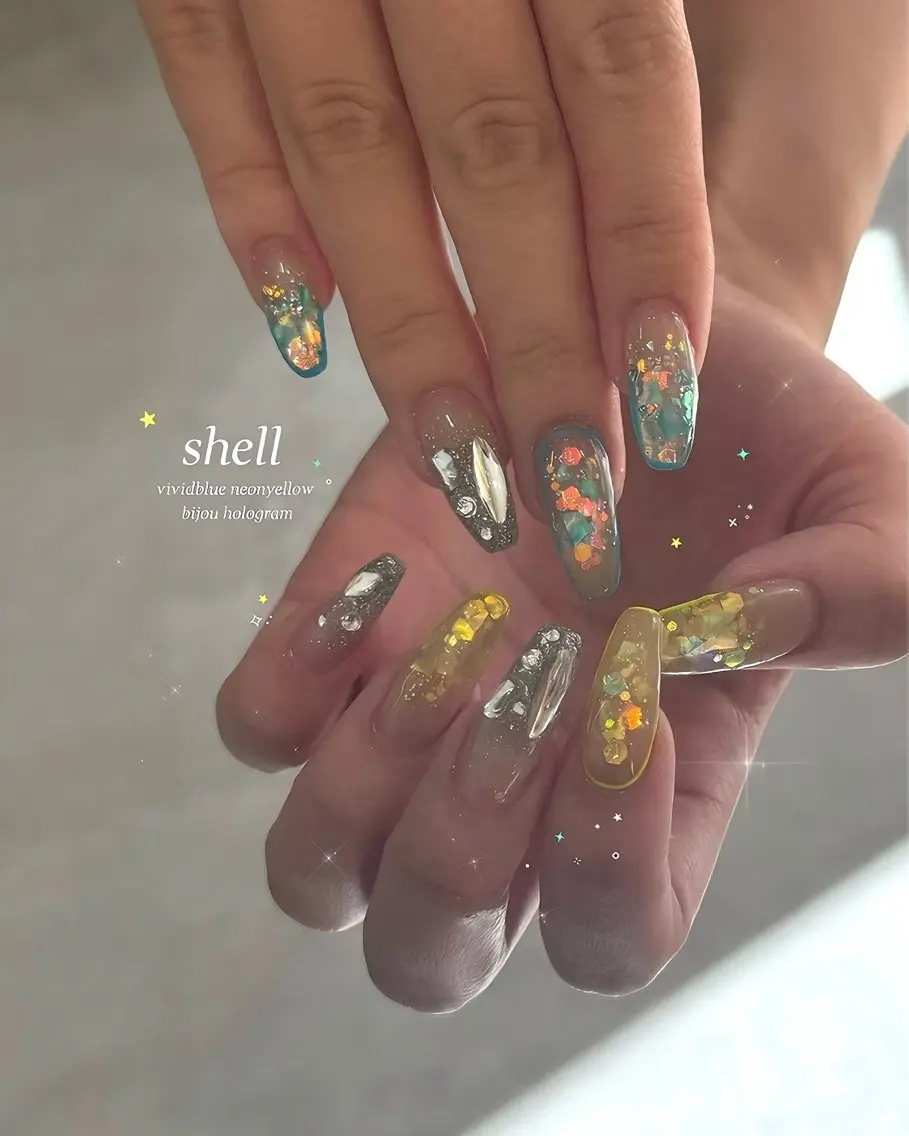 ネイル キラキラネイル 韓国ネイル 夏ネイル ワンホンネイル nail salon Lumoreのネイルデザイン