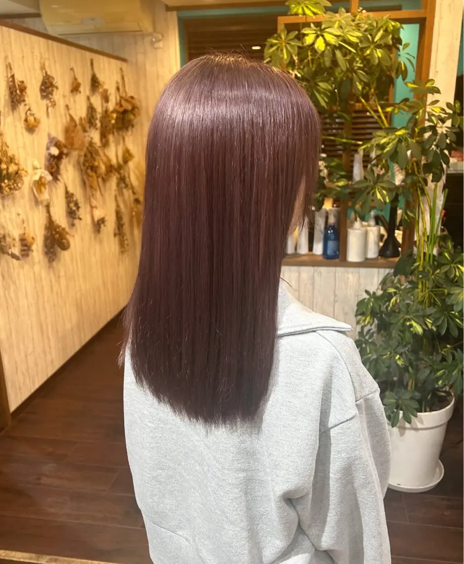 ミディアム カラー ブリーチ ピンクカラー ヘアカラー 早坂 さくらのヘアスタイル