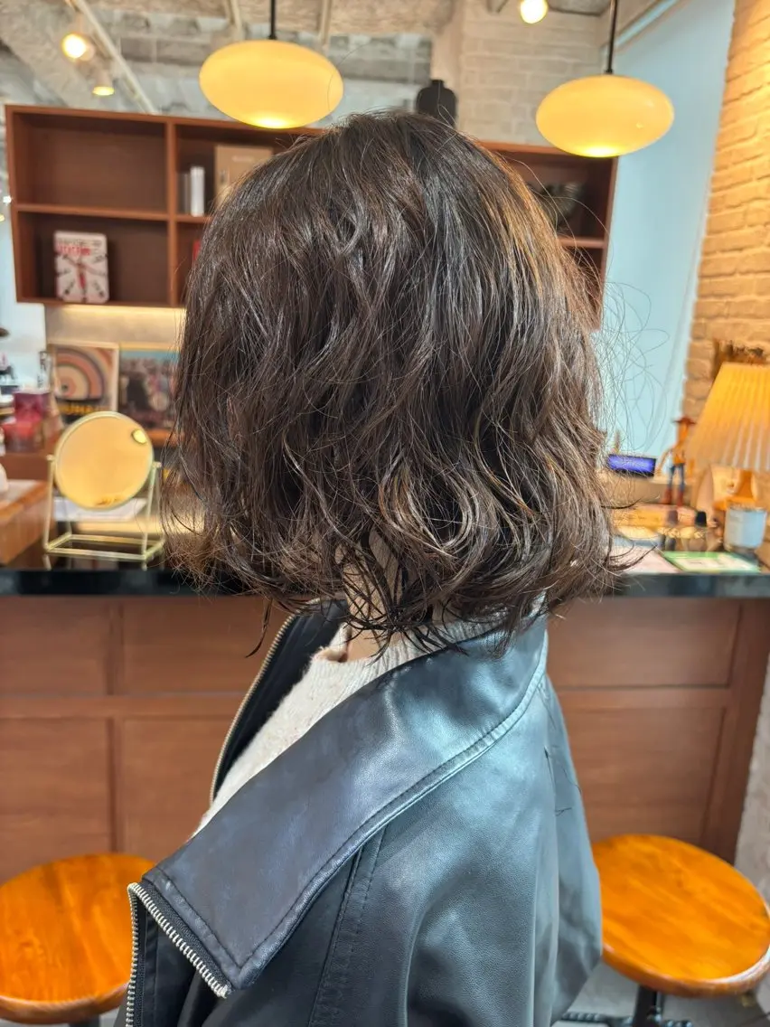 ミディアム パーマ ミディアムパーマ カット パーマ 柳坪 まなのヘアスタイル