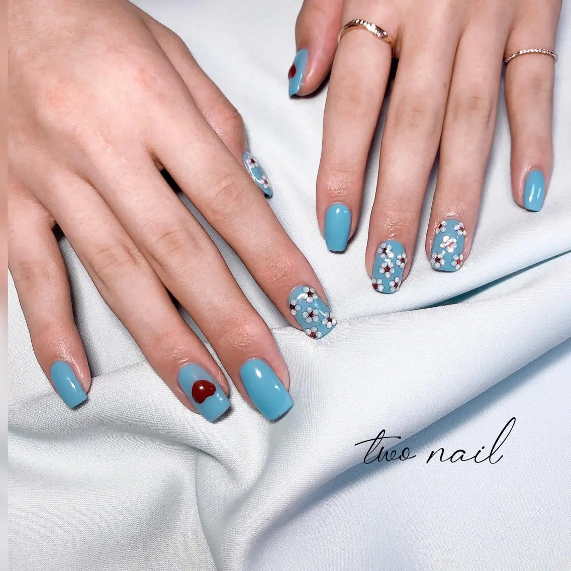 ネイル アートネイル フットネイル ハート ニュアンスネイル ホワイト two nailのネイルデザイン