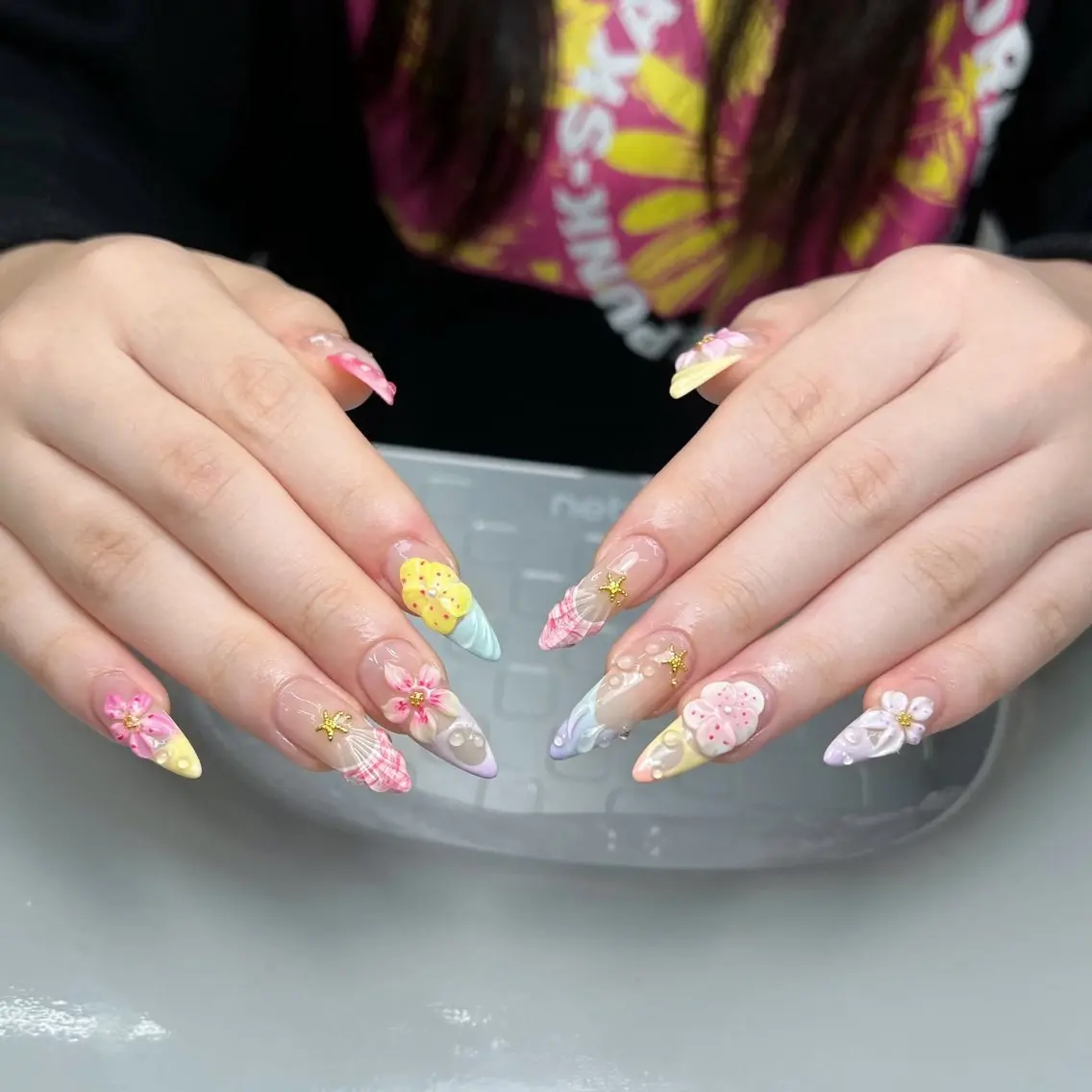 ネイル アートネイル ジェルネイル 韓国ネイル ロングネイル 持ち込み ハンドネイル Blingg NailStudioのネイルデザイン
