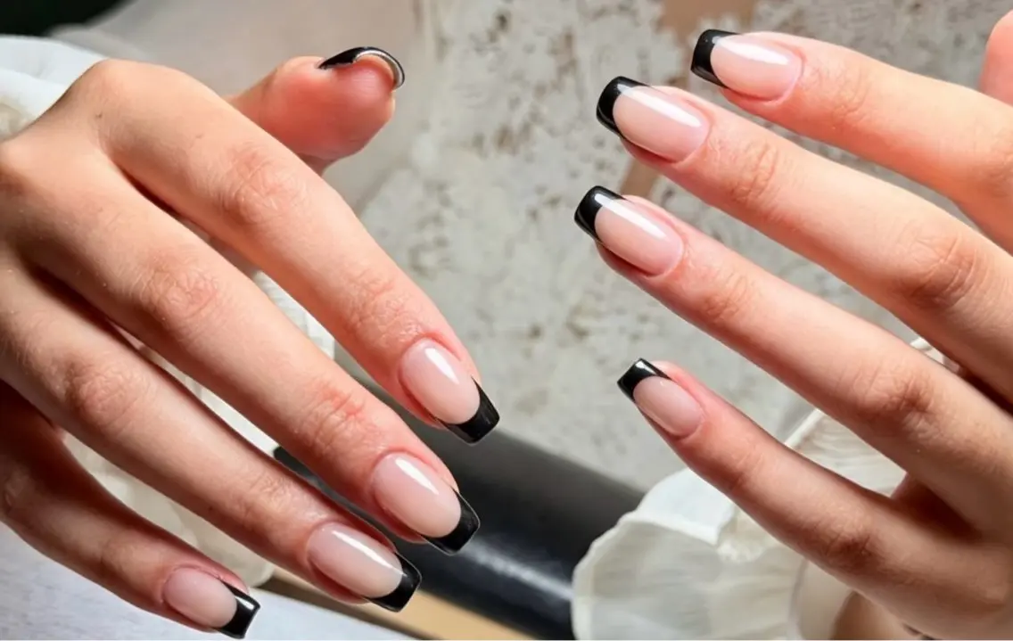 ネイル ハンドネイル Hello Nailのネイルデザイン
