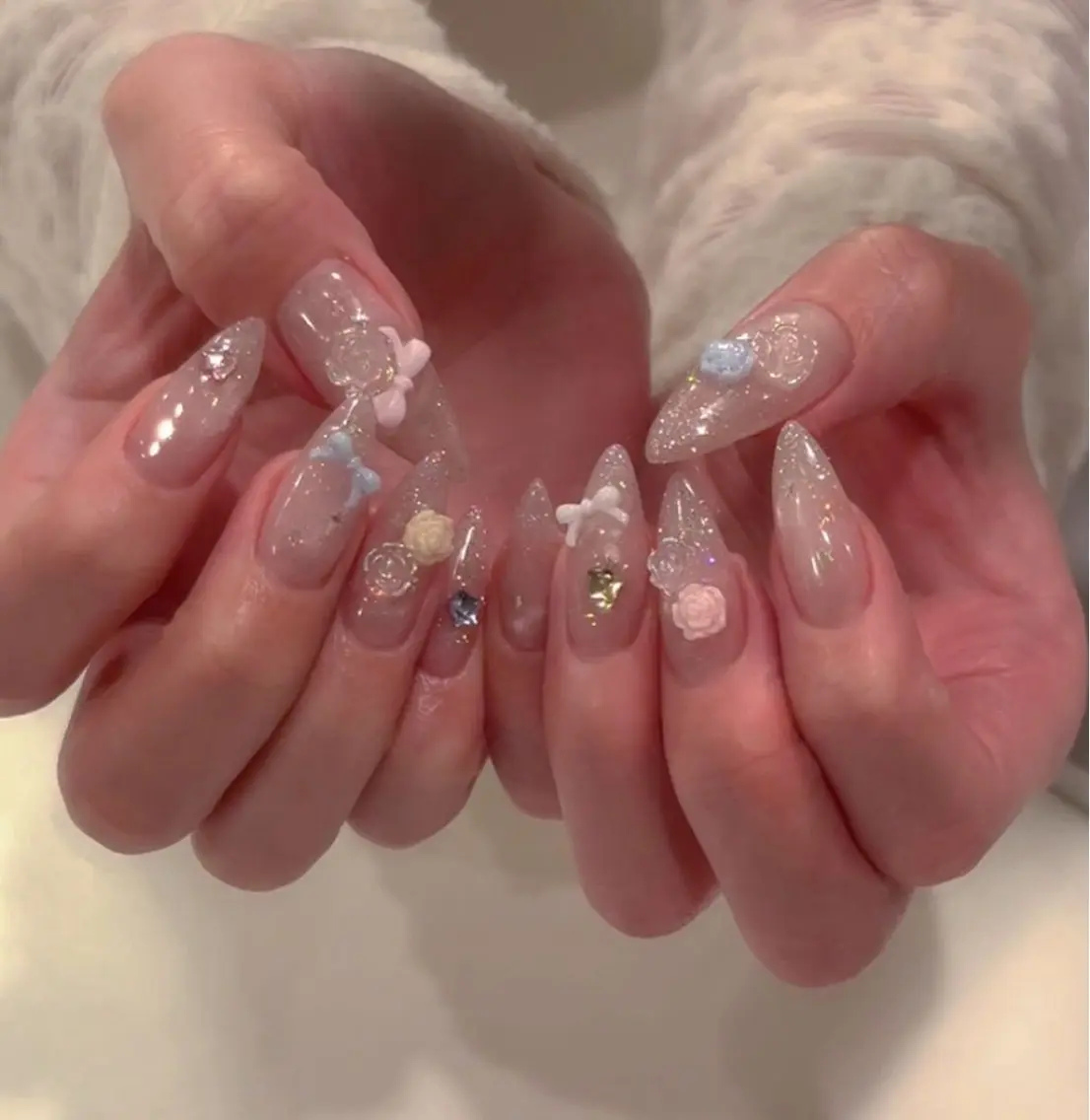 ネイル キラキラネイル 韓国ネイル 持ち込み ワンホンネイル ハンドネイル JOSIE nail studioのネイルデザイン