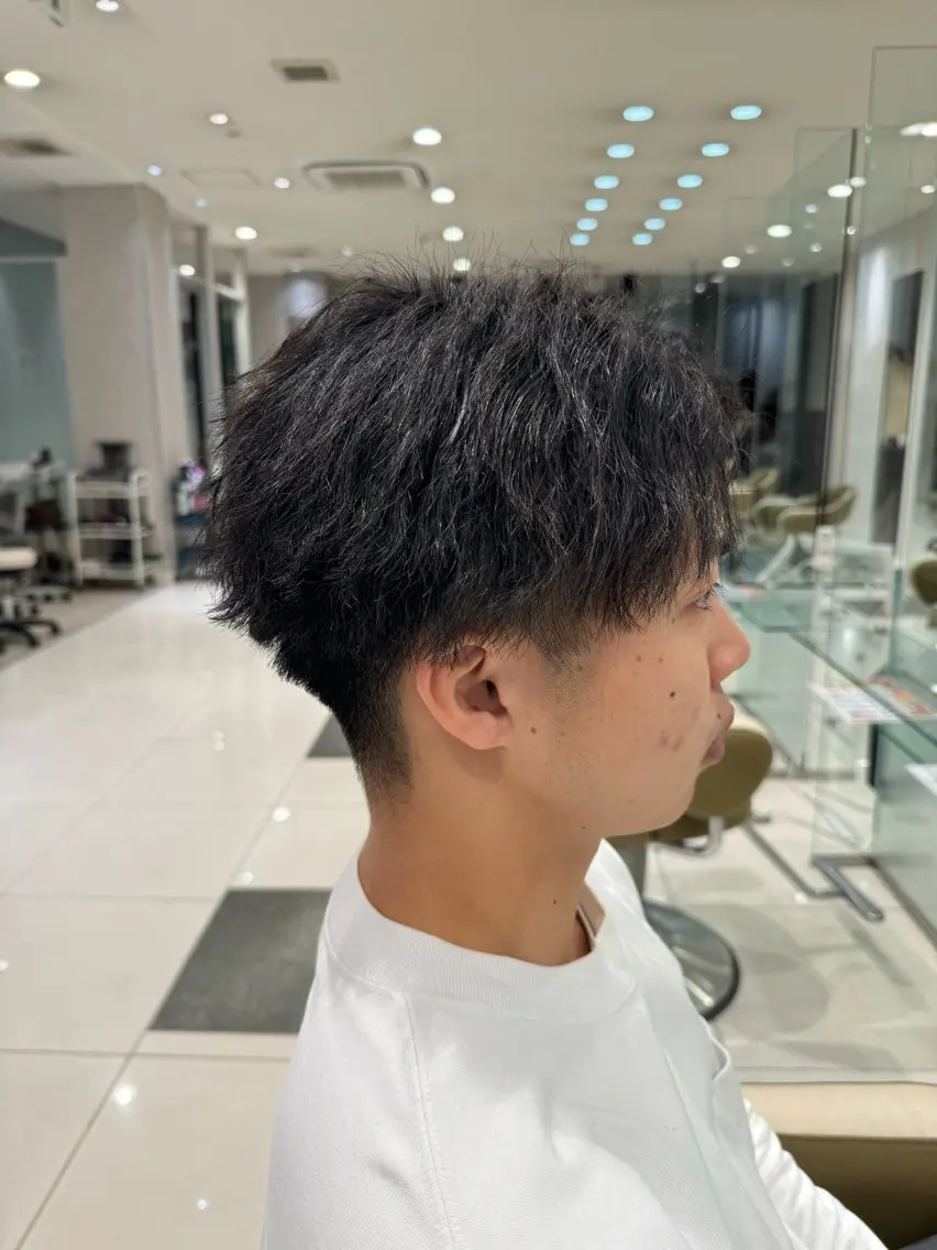 ショート パーマ メンズ メンズパーマ ツイストスパイラルパーマ スパイラルパーマ カット パーマ トリートメント ヘアセット EARTH勝田台 吉永嵐のヘアスタイル