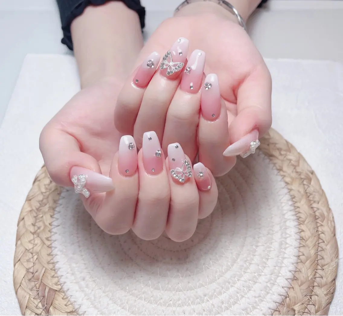 ネイル ハンドネイル uu ネイルサロン関内🌼のネイルデザイン
