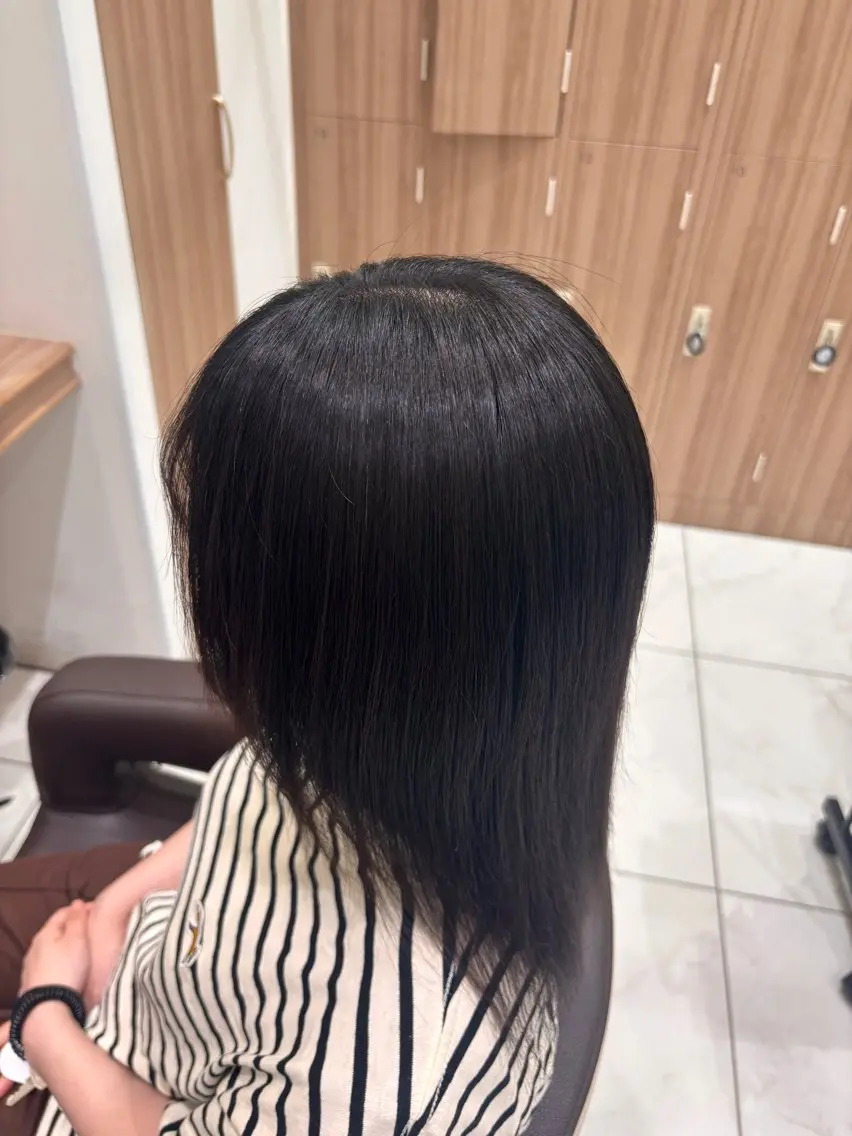 ミディアム 辻 夏芽のヘアスタイル