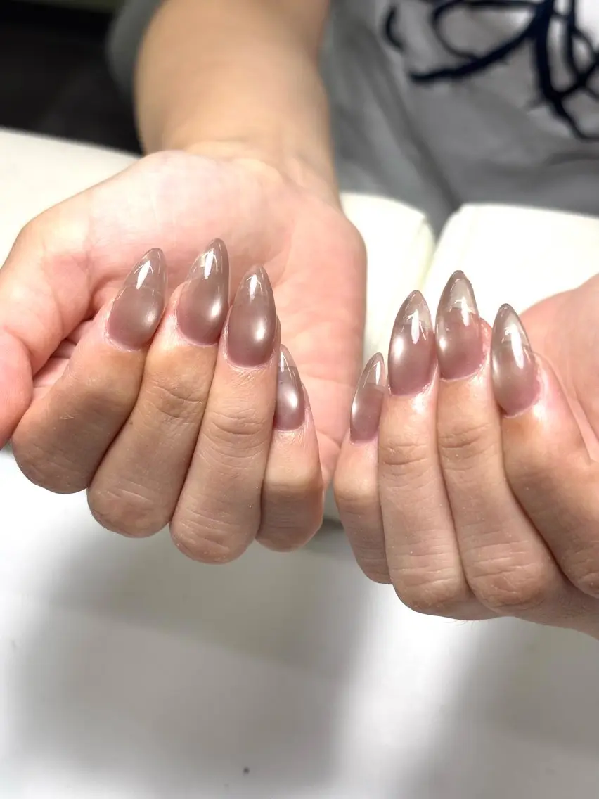 ネイル マグネットネイル PEEKABOO京橋 .Minoriのネイルデザイン
