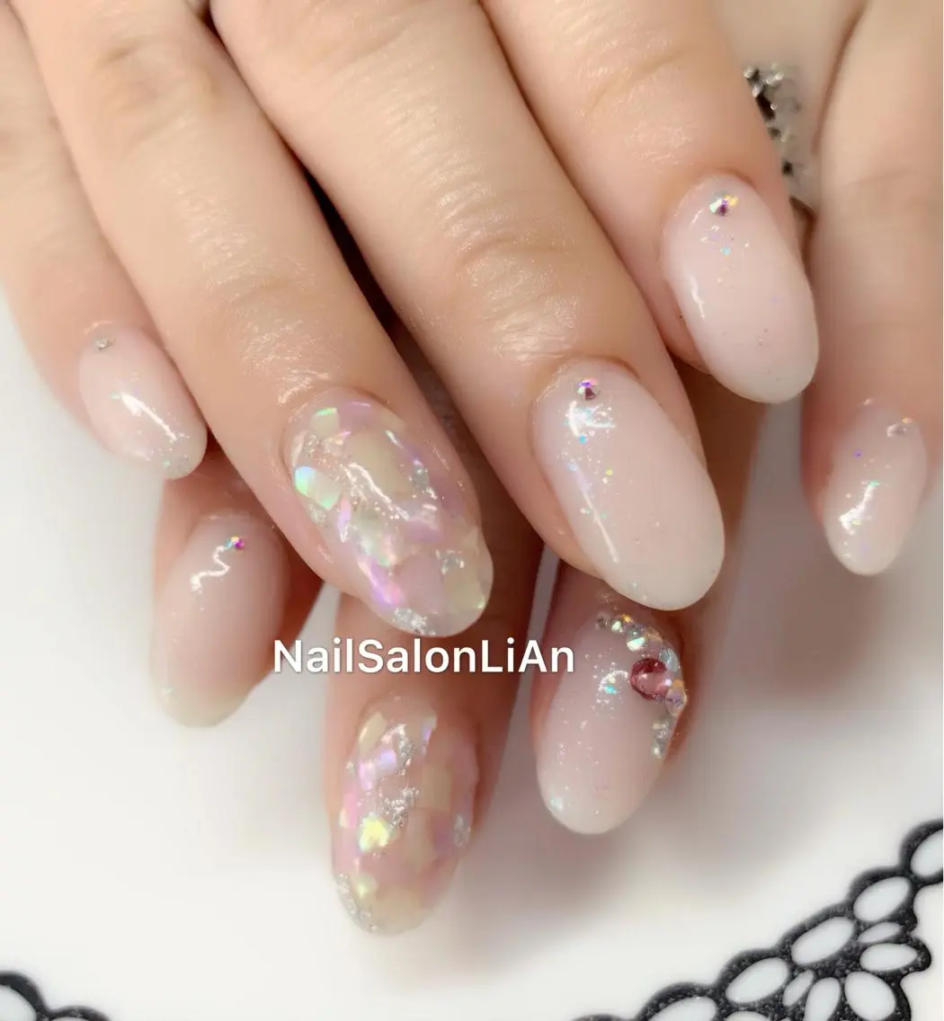 ネイル アートネイル 持ち込み シンプルネイル ストーンネイル NailSalon LiAnのネイルデザイン