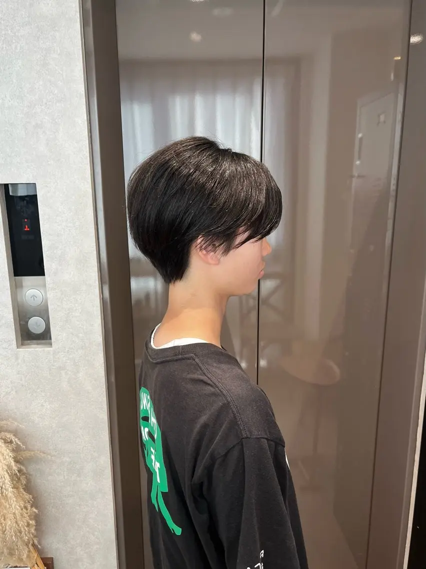 ショート カット QUEなつみ 🕊🫧のヘアスタイル