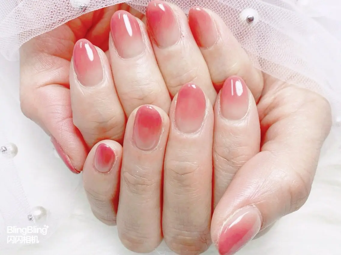 ネイル オーロラネイル チークネイル 長さ出し フットネイル フレンチネイル ハンドネイル ハンドケア NaNa nailのネイルデザイン