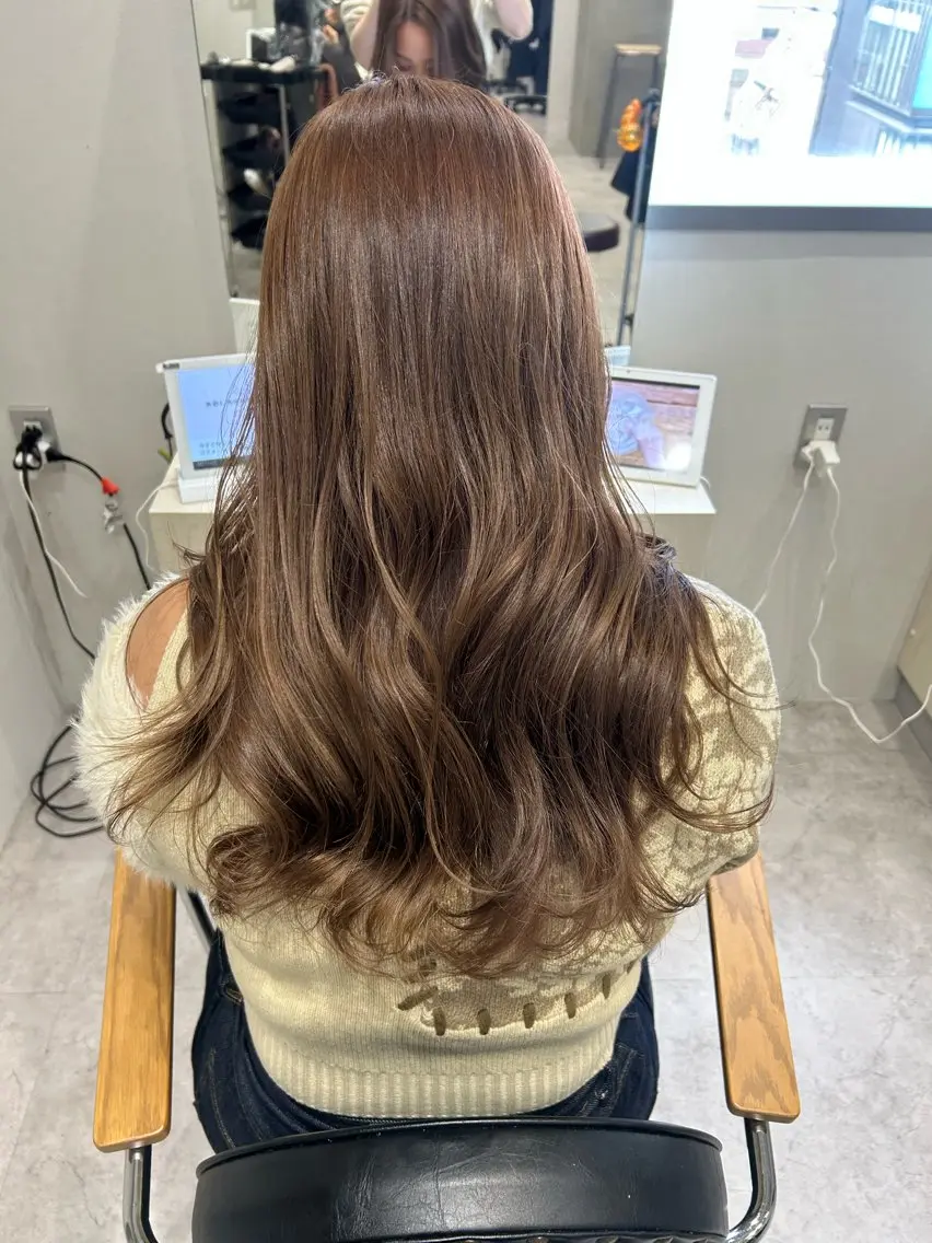 セミロング カラー ヘアアレンジ ベージュカラー ブリーチ ミルクティーベージュ ブリーチなしカラー ヘアカラー ボブ /ニュアンス/ satomi🧸💖のヘアスタイル