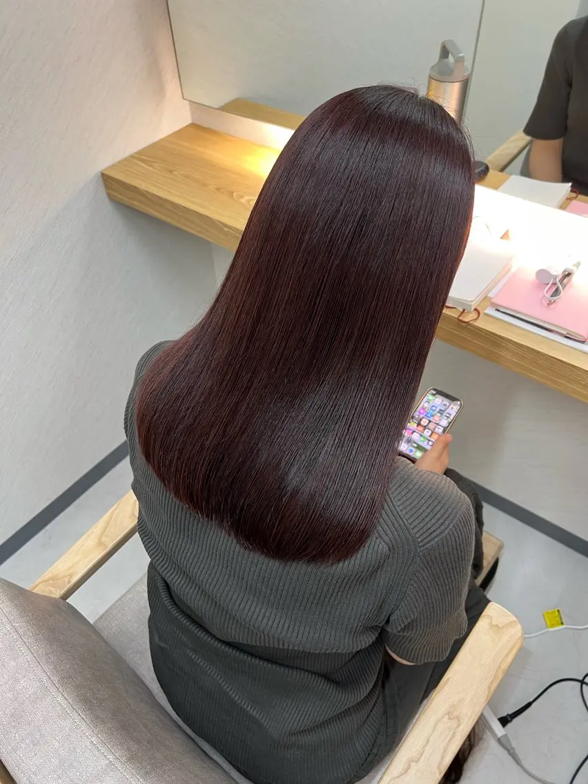 セミロング カット ヘアカラー トリートメント ECLART 町田 井口聖也のヘアスタイル