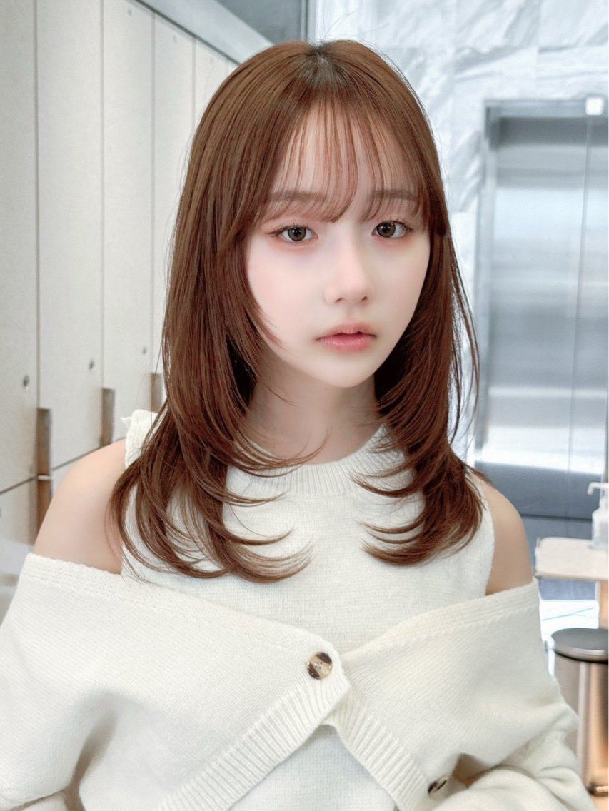 ミディアム カット ヘアカラー トリートメント ✨ミディアム レイヤーハルキのヘアスタイル
