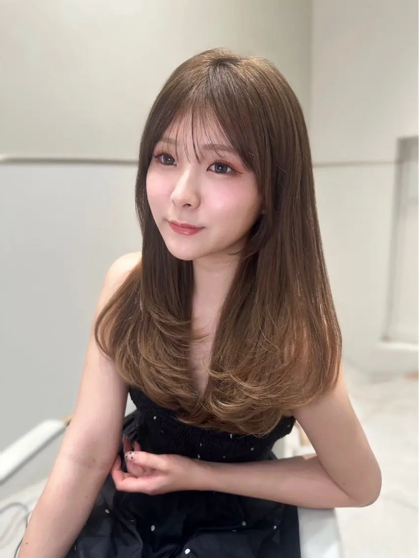 ロング カラー ベージュカラー レイヤーカット ヘアカラー トリートメント 🍑韓国風レイヤー 🍑莉子のヘアスタイル