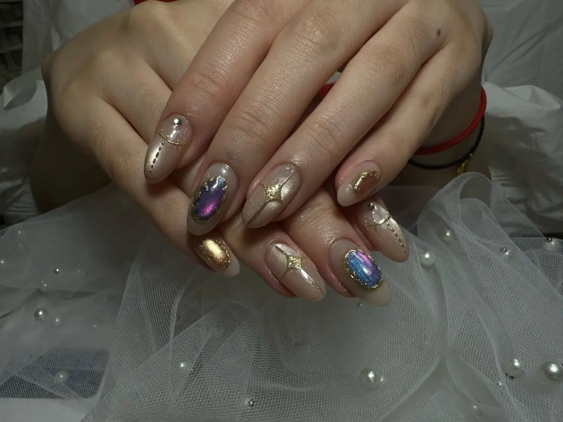 ネイル ハンドネイル NAIL CIRCLESのネイルデザイン