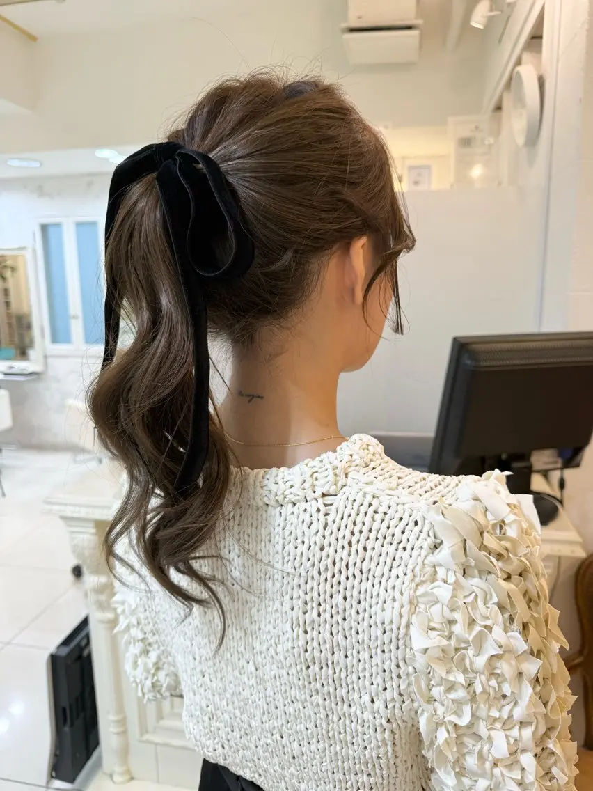 セミロング ヘアアレンジ ポニーテール 透明感カラー🫧ヘア セット🫧松本菜月の眉毛・アイブロウイメージ