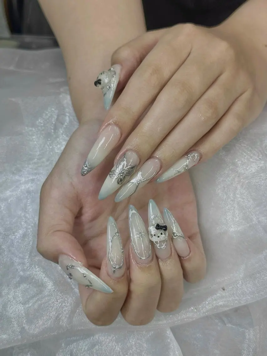ネイル Iconic Nailのネイルデザイン