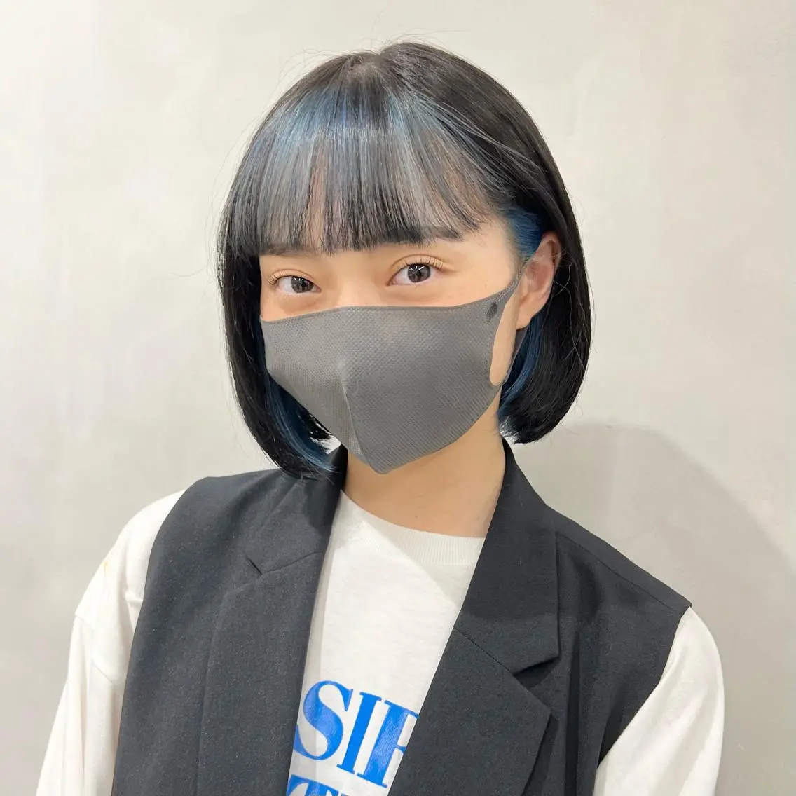 ショート カラー ヘアカラー 🩵ブリーチカラー MIORI🩵のヘアスタイル