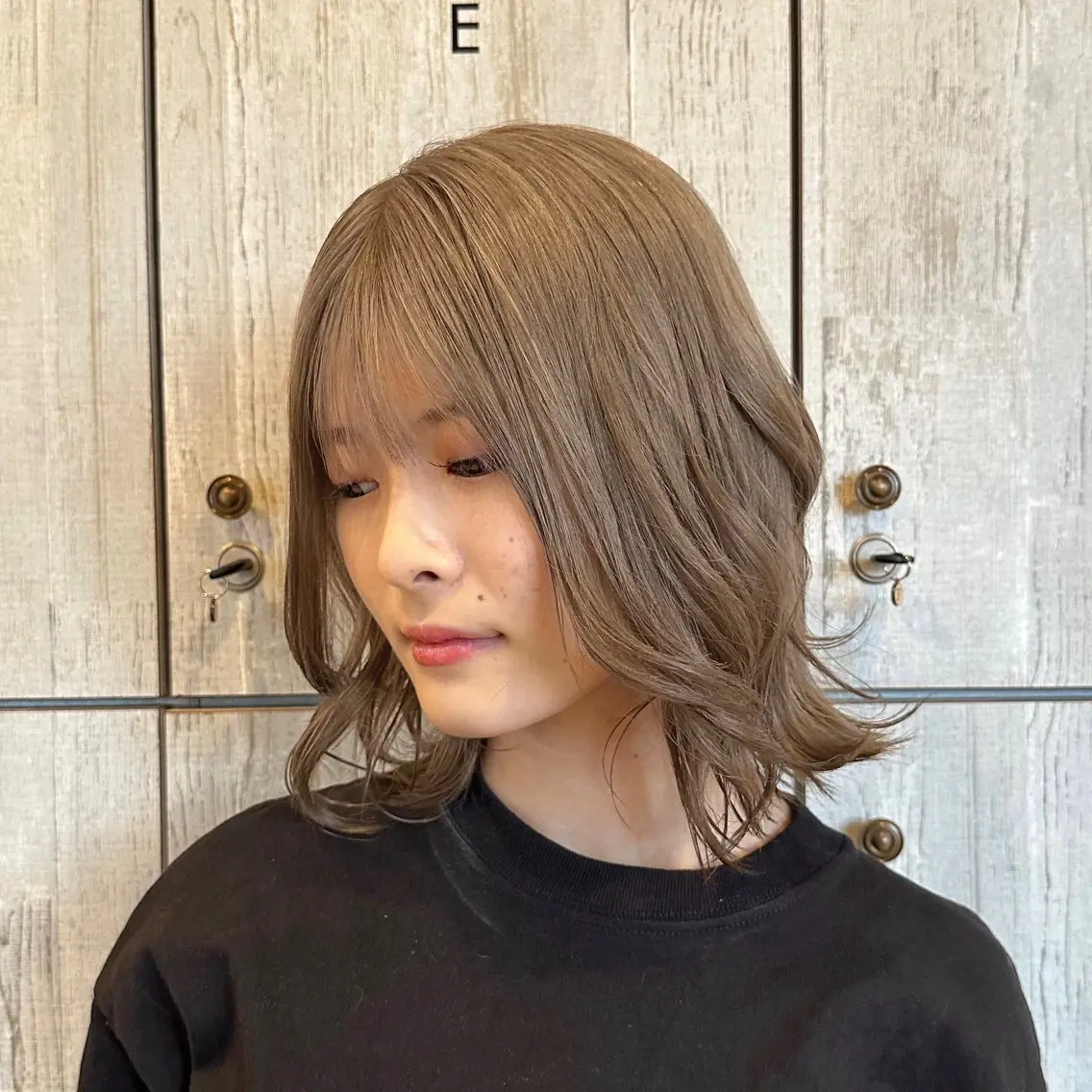 ミディアム カラー 柔らかいbeige ￤韓国￤🩰マユ🩰のヘアスタイル