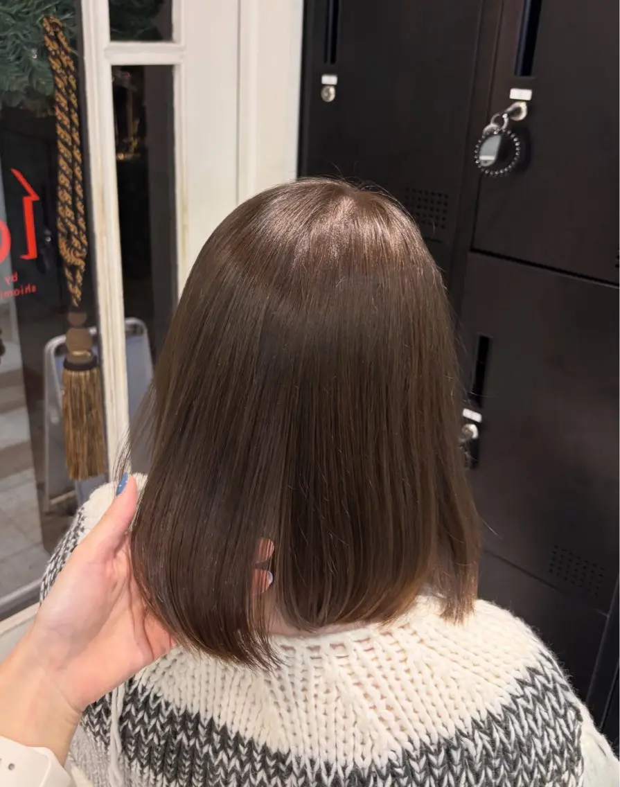 カラー 明賀 瞳 /みょうが ひとみのヘアスタイル