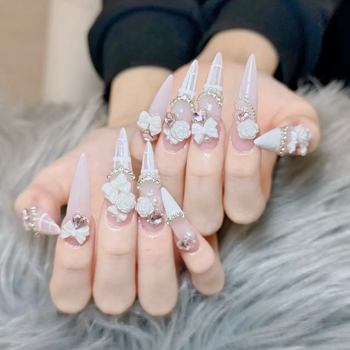 ネイル ハンドネイル ハンドケア Anh Nail 歌舞伎町のネイルデザイン