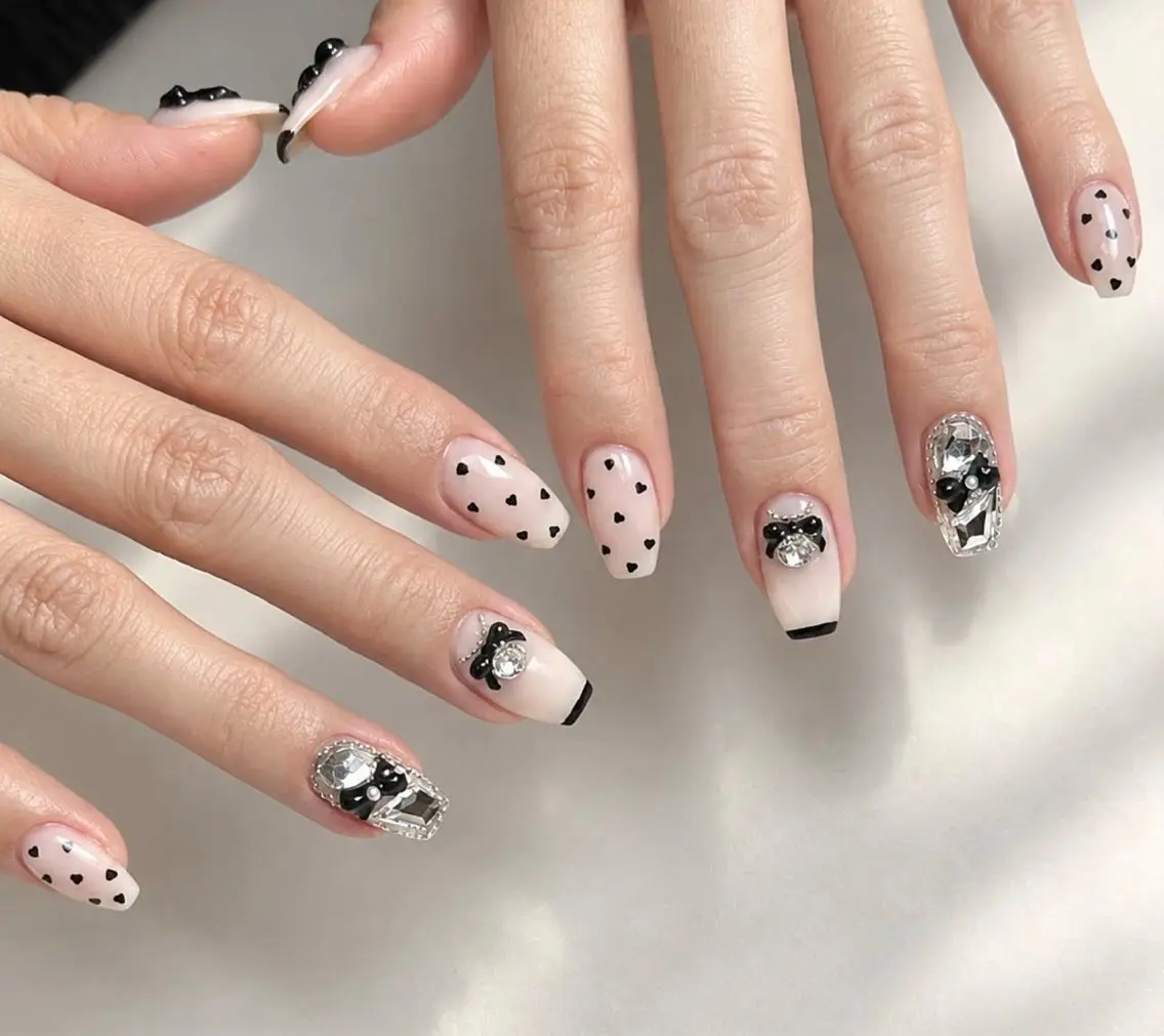 ネイル チークネイル 長さ出し フラッシュネイル フレンチネイル グラデーション ハンドネイル Lenie Nail Salonのネイルデザイン