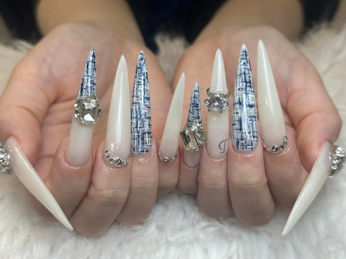 ネイル フレンチネイル ジェルネイル ガーリー 韓国ネイル ロングネイル ハンドネイル NieNail Nezukoのネイルデザイン