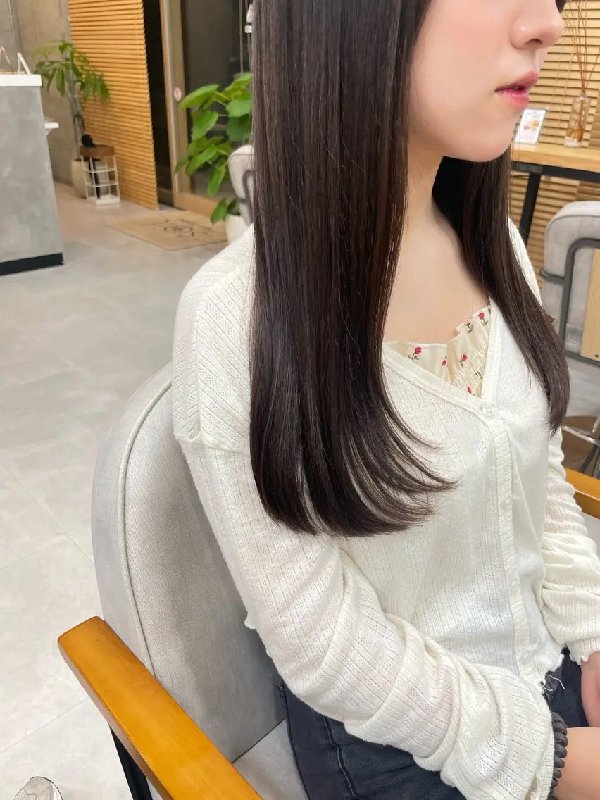 🌟【カット+縮毛矯正】🌟(ダメージケア付き)の写真