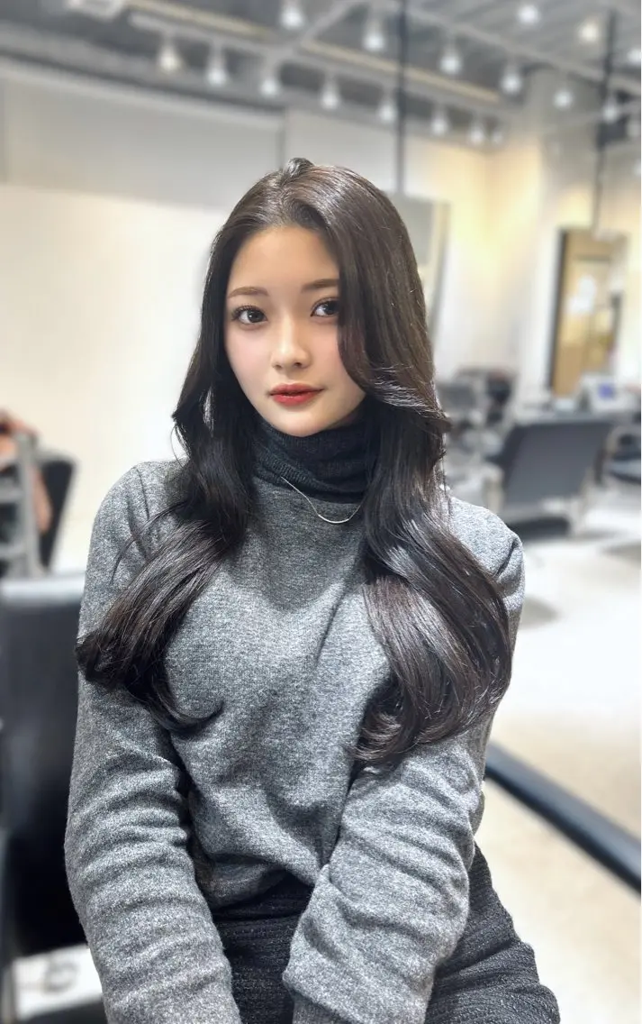 ロング カラー 中根 壮一朗のヘアスタイル