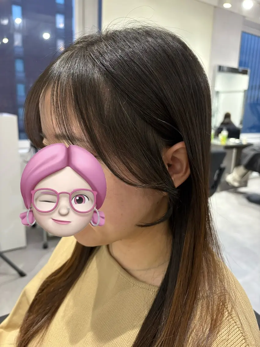 ロング カラー ヘアアレンジ 顔周りカット カット トリートメント 韓国透明感🇰🇷 SAKURAのヘアスタイル