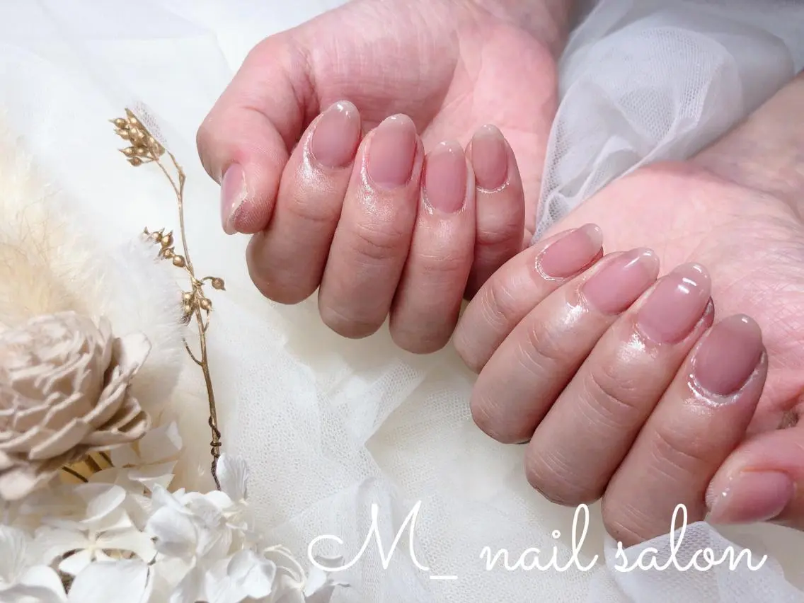 ネイル シンプルネイル M_ nail salonのネイルデザイン