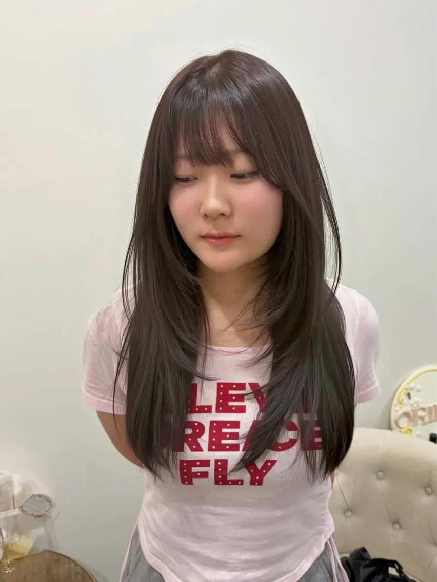 ロング ヘアカラー REN🍀 ORIKA🏰🤍のヘアスタイル