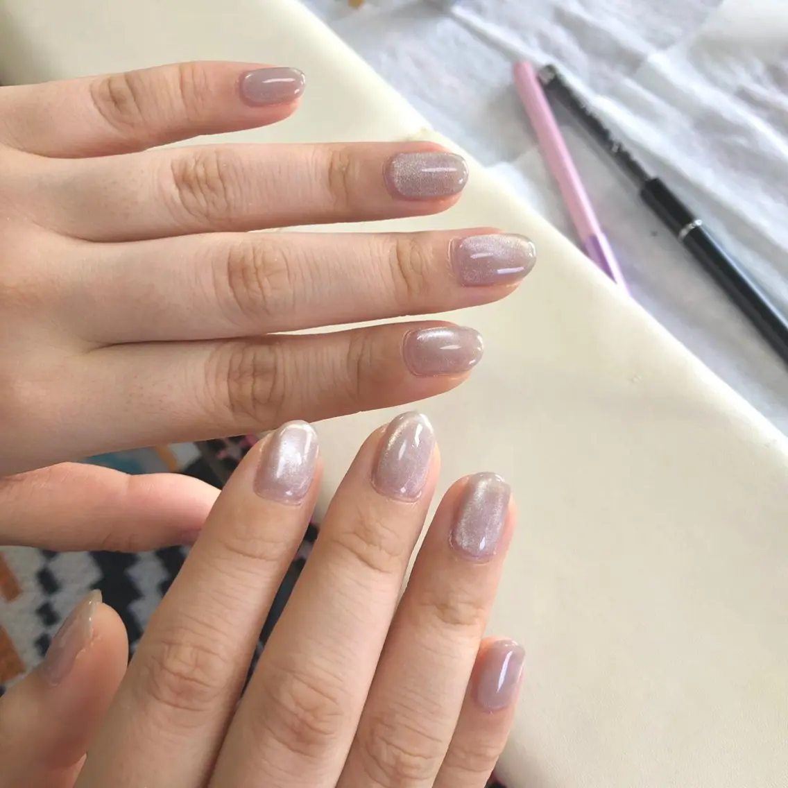 ネイル マグネットネイル シルバー シンプルネイル ハンドネイル salon *meehoのネイルデザイン