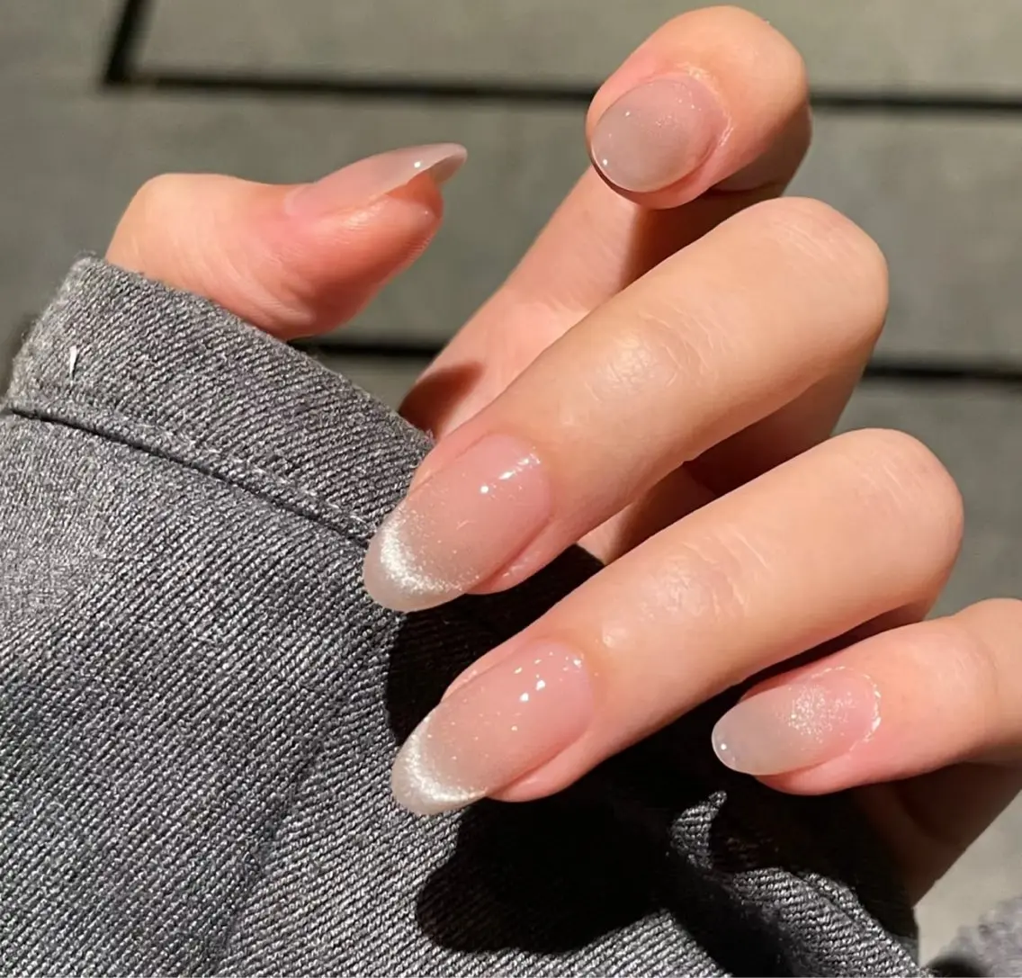 ネイル アートネイル オーロラネイル チークネイル フレンチネイル ガラスフレンチ ハンドネイル 🎀🎀YooLi Nail Salonのネイルデザイン