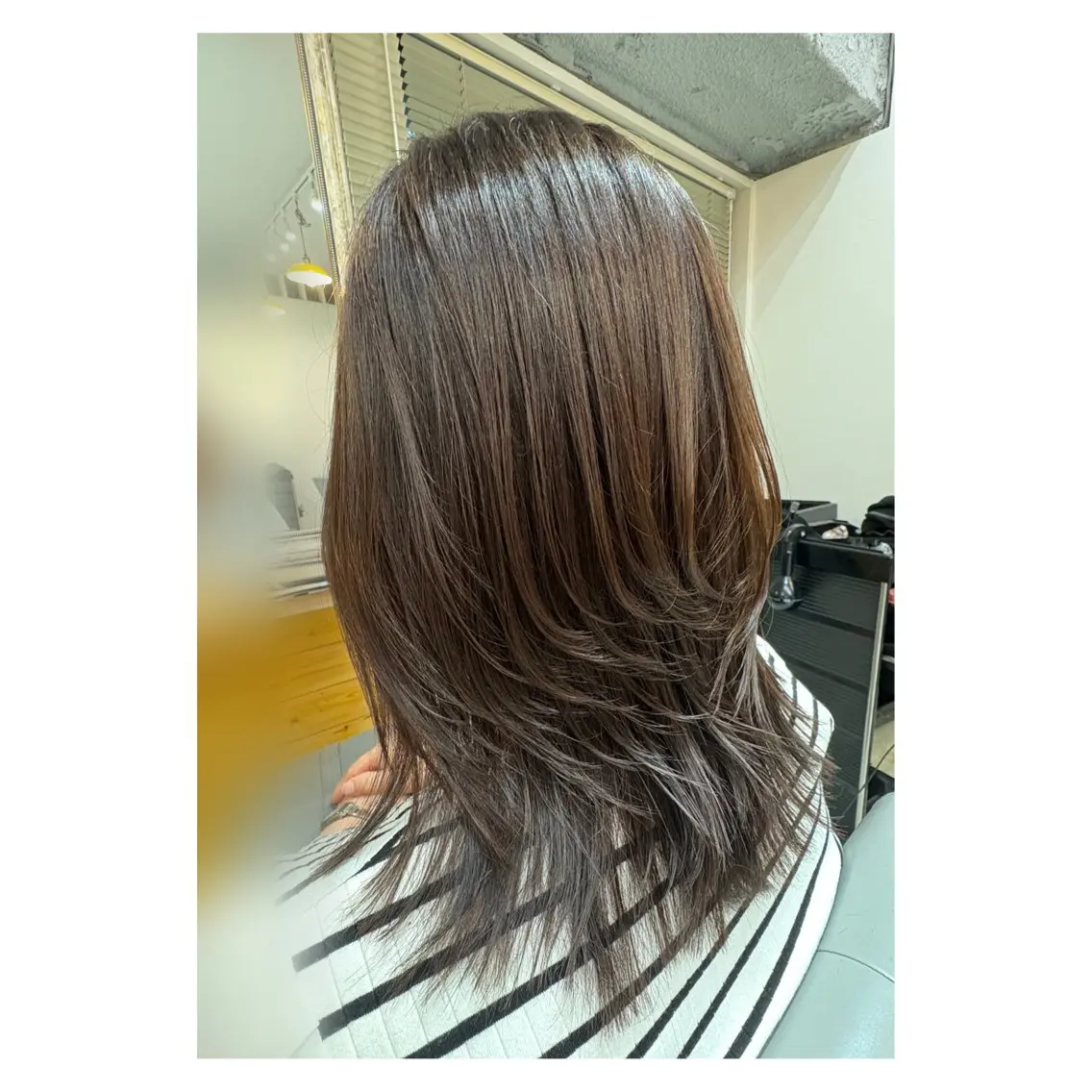 ミディアム レイヤーカット レイヤーカット・ 縮毛矯正 星野のヘアスタイル