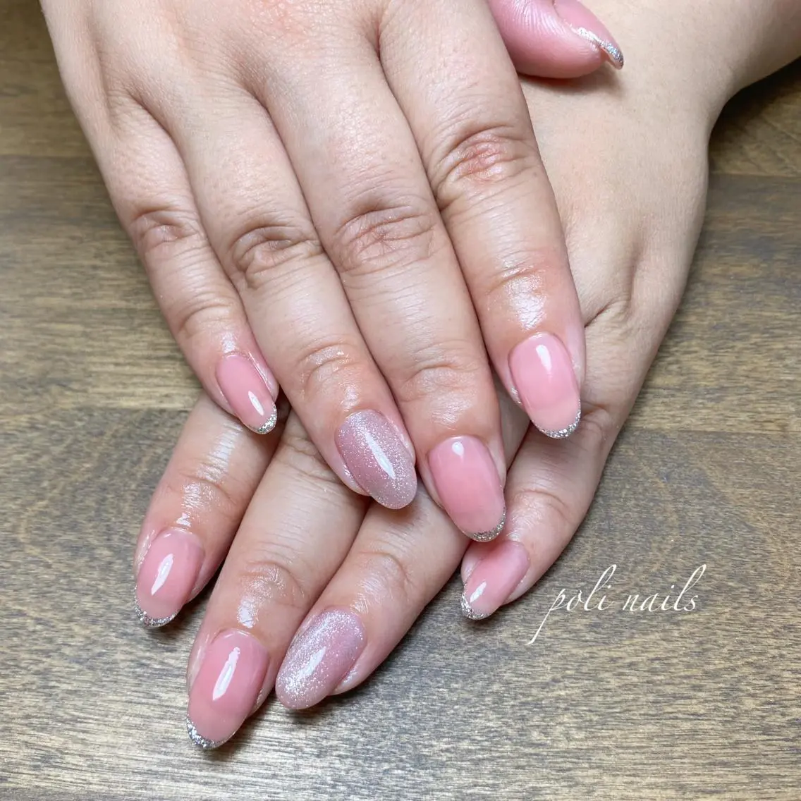 ネイル ハンドネイル poli nailsのネイルデザイン