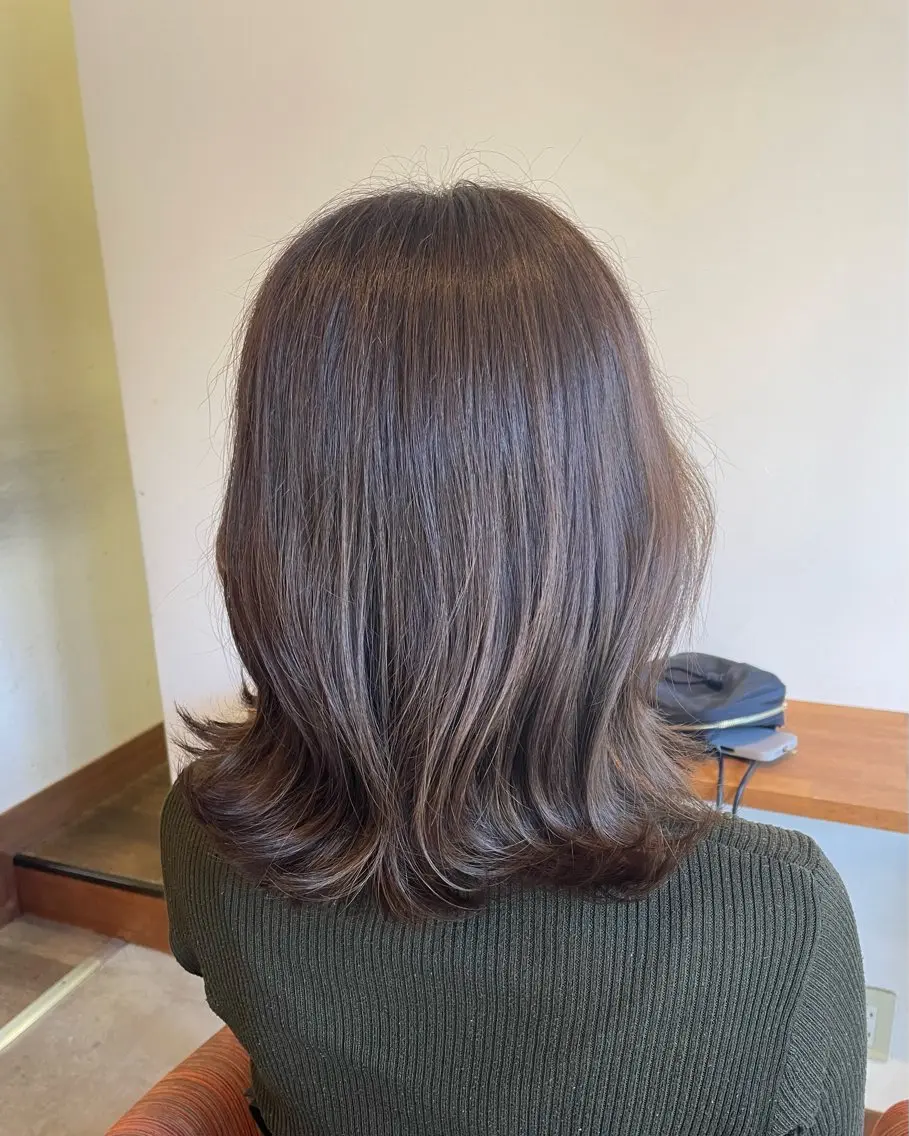 セミロング chillout🌱 武田安未のヘアスタイル