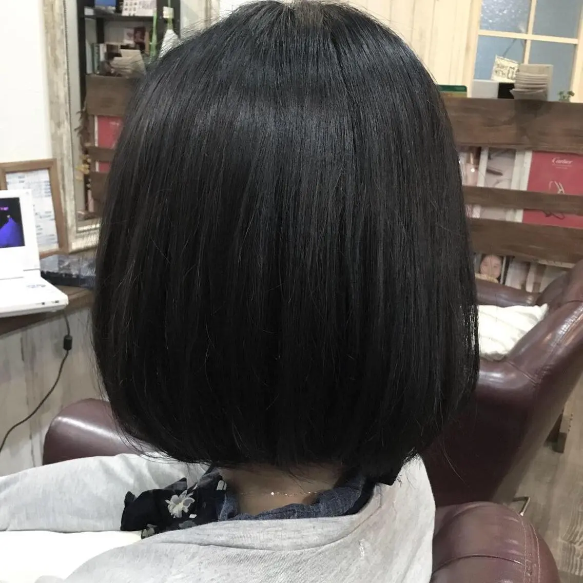 ミディアム カラー パーマ embrace エンブレイスのヘアスタイル
